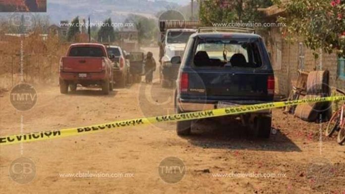 Sicarios abandonan siete camionetas tras agredir a personal Militar y de Salud