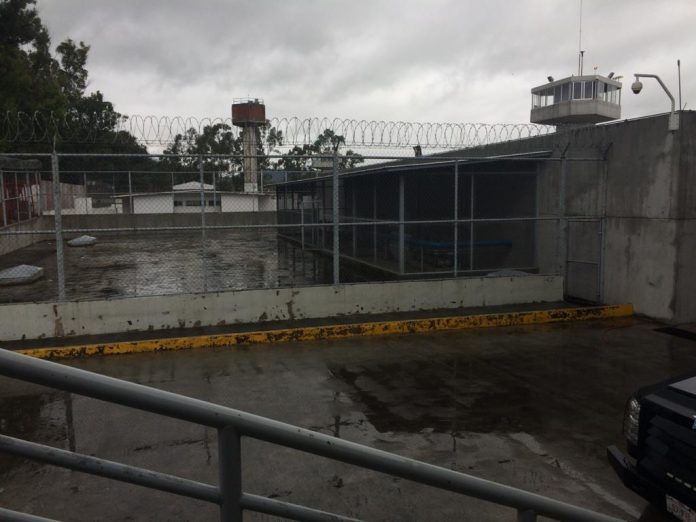 Apuñaló a su padrastro porque le pegaba a su mamá