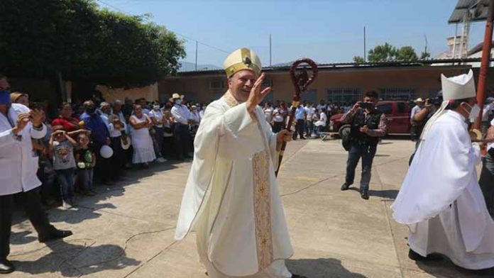 Ola de violencia en Aguililla es producto del abandono del Estado; asegura nuncio apostólico, Franco Coppola