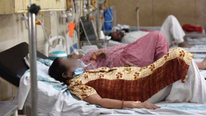 En India mueren al menos 20 pacientes Covid-19 por falta de oxígeno