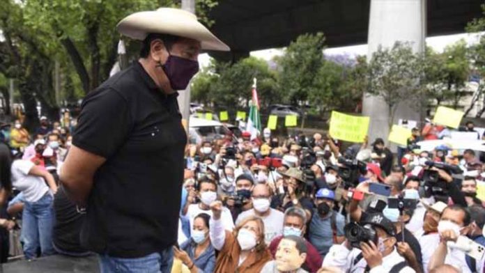 Salgado Macedonio amenaza a los consejeros del INE