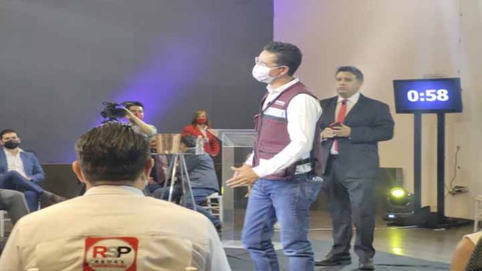 Dice Iván Pérez Negrón que si gana crearía un centro municipal de mediación para atacar el tema de inseguridad