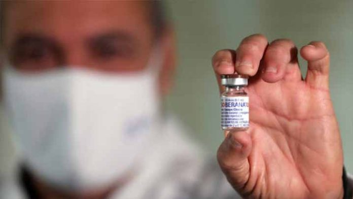 Médicos advierten que Cuba no tiene verdaderas vacunas anticovid