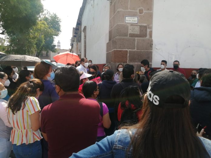 Médicos privados en Morelia exigen ser vacunados contra Covid-19