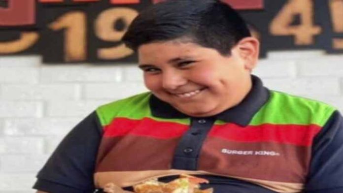 Luego de hacerse viral, niño del Oxxo graba comercial