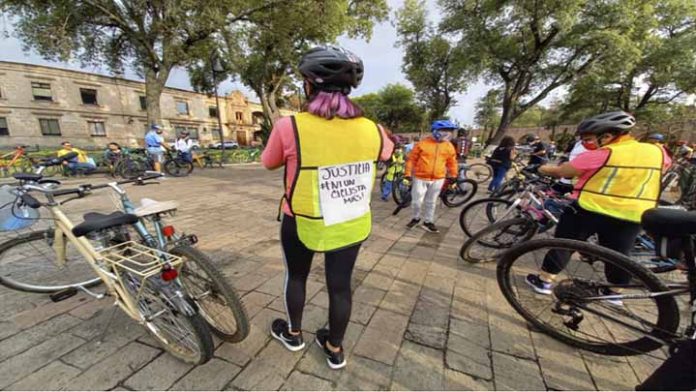 Ciclistas realizan rodada para exigir justicia en caso del joven atropellado