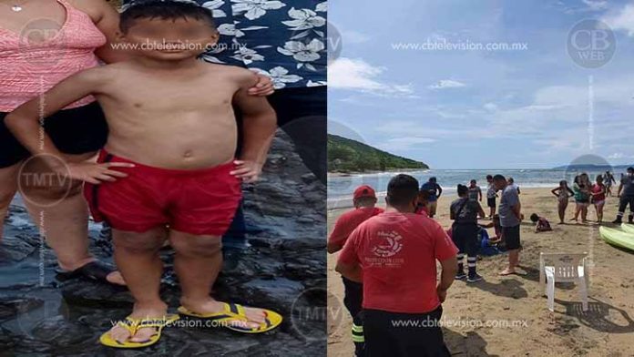 A casi una semana no aparece el niño que se tragó el mar en Lázaro Cárdenas