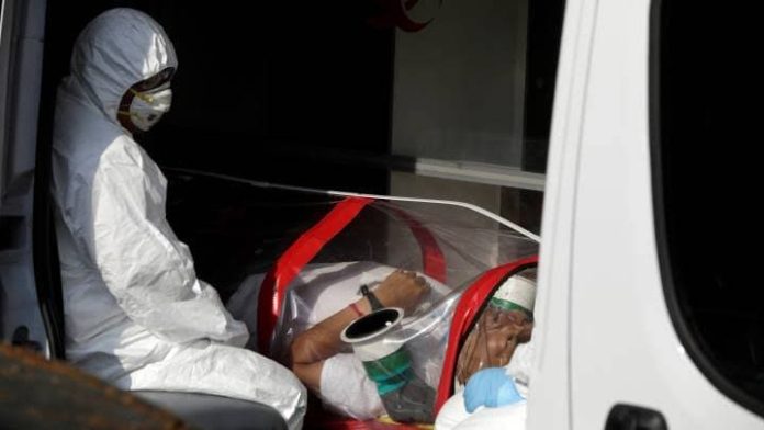 México rebasa las 229 mil muertes por Covid-19