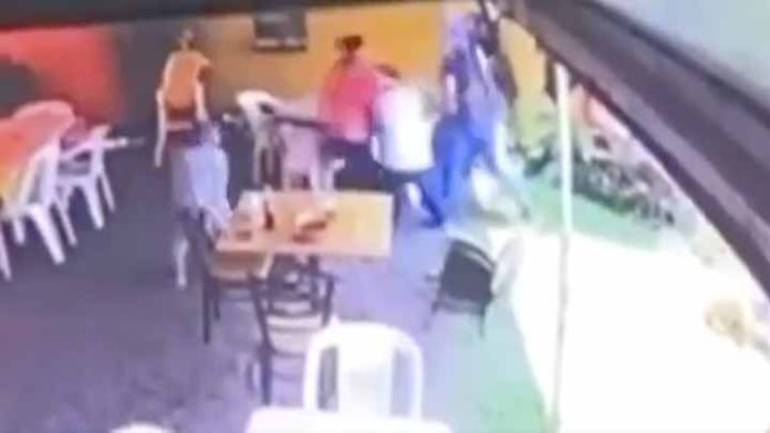 Muere niño de 5 años baleado durante un asalto