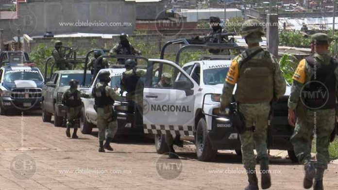 Siguen a un hombre a su casa para darle muerte