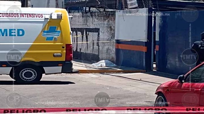 Abuelito muere afuera de INFRA de Morelia