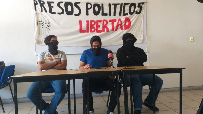 Normalistas denuncian desaparición de 155 estudiantes de Chiapas tras protestas