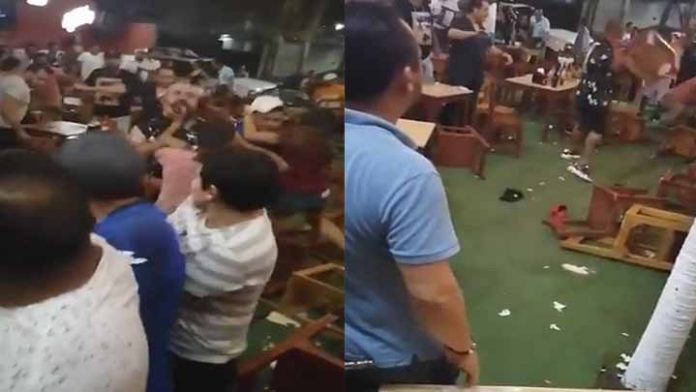 En Veracruz celebración del campeonato Azul termina a golpes