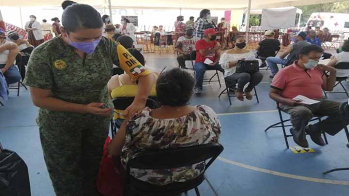 En Michoacán 204 mil 574 dosis de la vacuna anti-COVID-19 a personas de entre 50 y 59 años