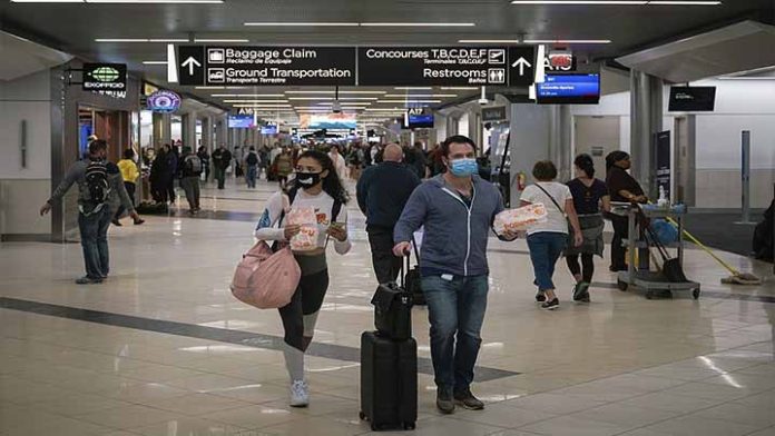 Nueva variante de Covid 19 preocupa; OMSS llama a no viajar a pesar de estar vacunado