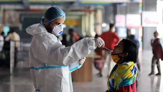 Detectan en India casi 9 mil casos de hongo letal en pacientes Covid-19