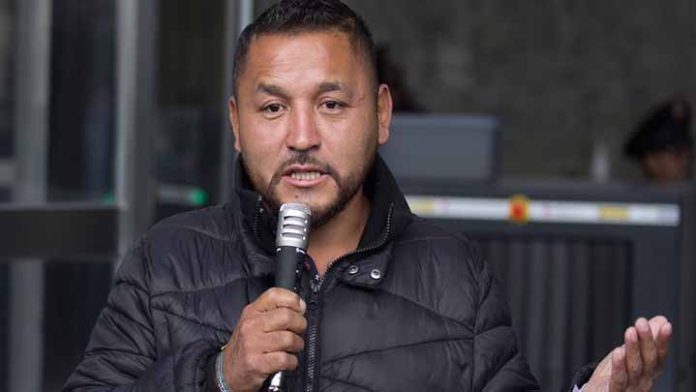 Quitan candidatura a diputación federal a “El Mijis”