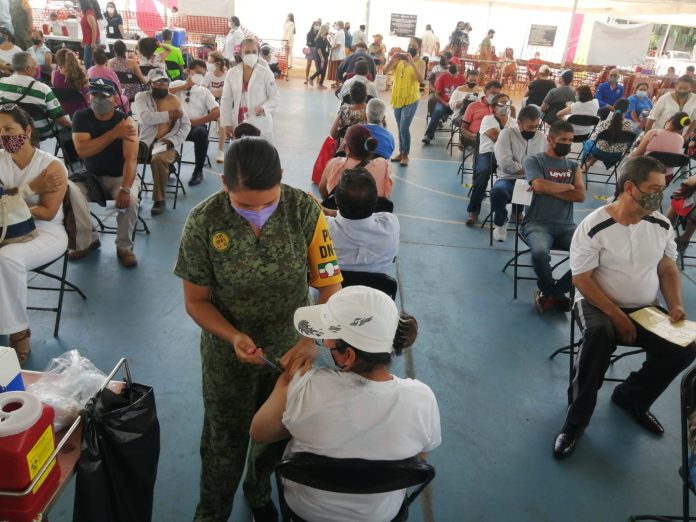 Personas de 40 a 49 años han recibido 360 mil 171 dosis de vacuna anti Covid-19