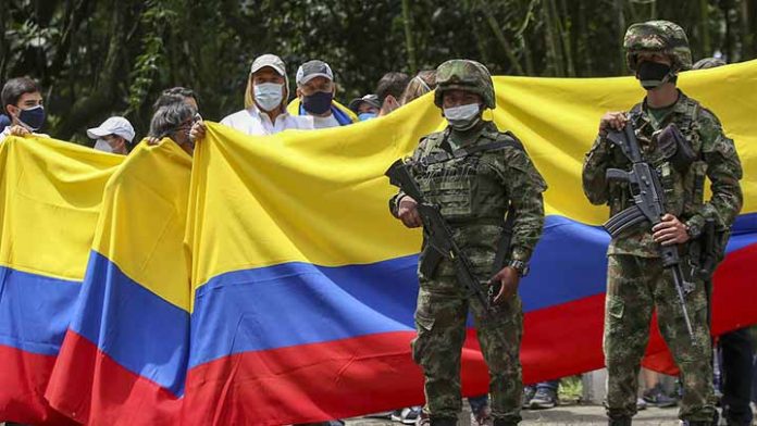 Iván Duque anuncia el mayor despliegue de militares en zonas más violentas