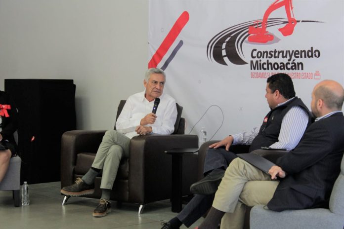 Detonar el crecimiento con obra pública ofrece Cristóbal Arias
