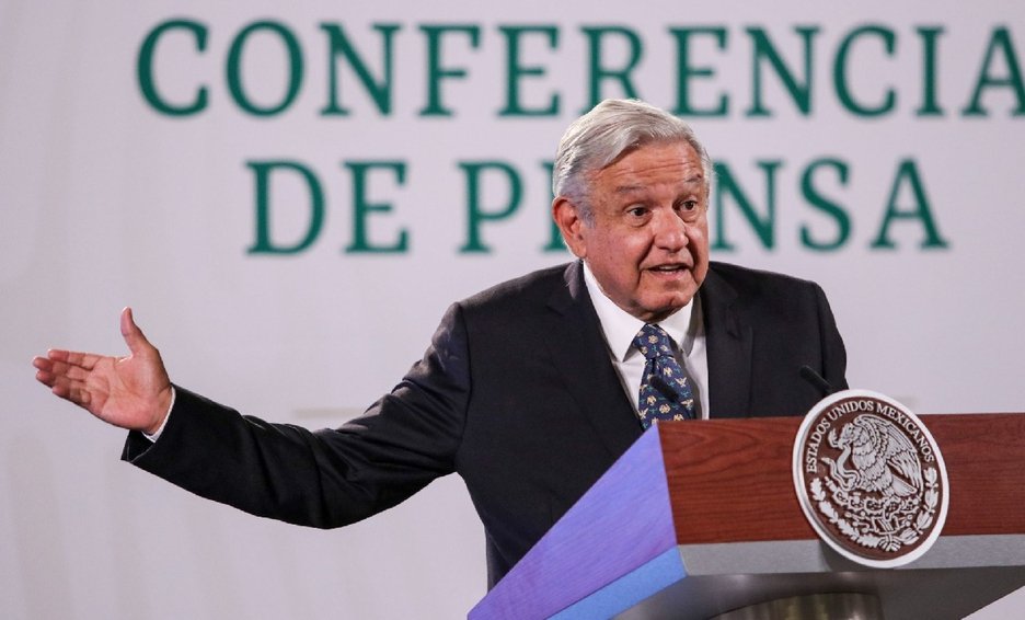 PRD presenta denuncia contra López Obrador por intervenir en las elecciones PRD presenta denuncia contra López Obrador por intervenir en las elecciones