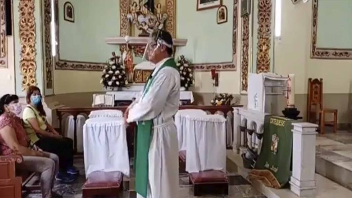 Balacera interrumpe misa en Iguala Guerrero