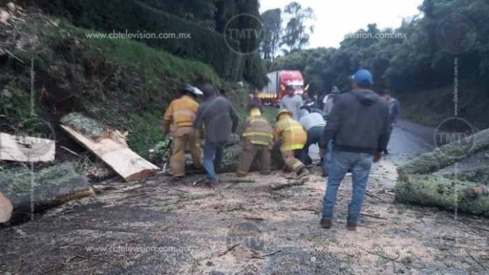 Se incrementan afectaciones en Lázaro Cárdenas por tormenta tropical “Dolores”