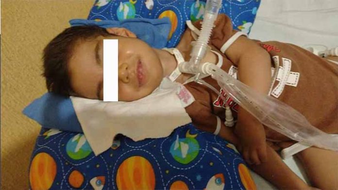 45 mdp cuesta el medicamento para salvar la vida de Canek; sus padres están desesperados