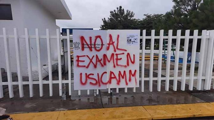 Normalistas entran a la fuerza y toman la SEE de forma indefinida