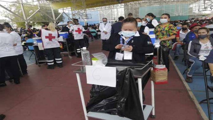 En Michoacán 180 mil 818 personas de 40 a 49 años han sido inmunizados contra Covid-19
