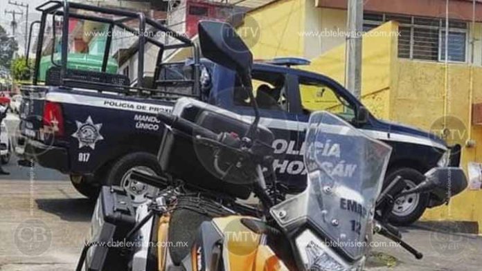 Ejecutan a un hombre cuando reparaba su auto en Uruapan