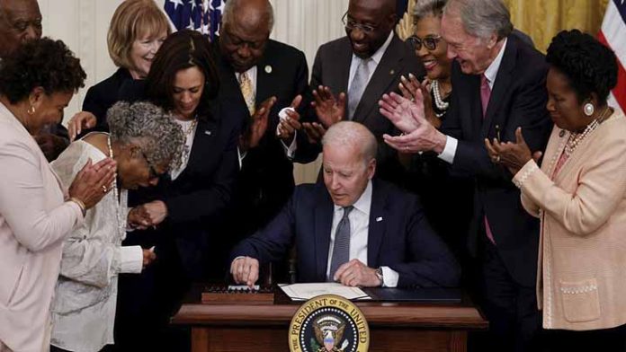 Estados Unidos crea día festivo para reflexionar sobre la esclavitud