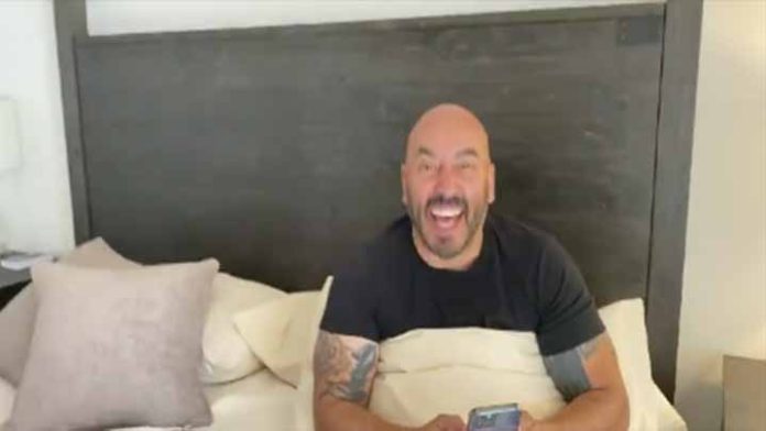 “Ese bato y yo sabemos que yo comí primero en la mesa”, Lupillo a Nodal