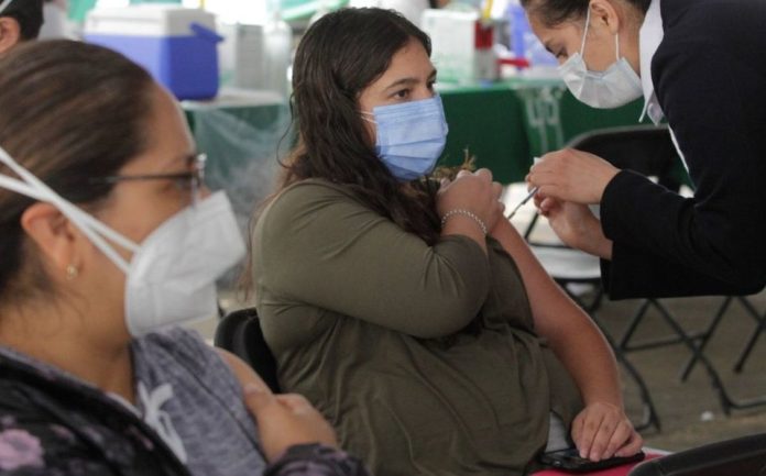 Próximo martes inicia vacunación a personas de 40 a 49 años en Morelia