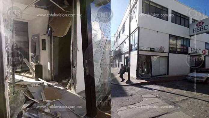 Arrancan un cajero con una camioneta en Ciudad Hidalgo