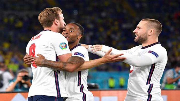 Inglaterra le pasa por encima a Ucrania y avanza a semifinales de la Euro