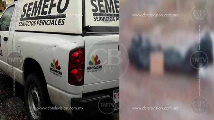Abandonan un ejecutado envuelto en bolsas de plástico en Tangancícuaro