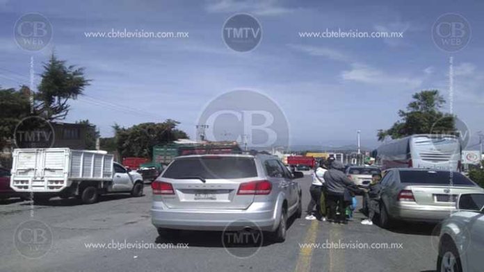 Exigen transportistas y comerciantes el cese al cobro de cuotas en Zitácuaro