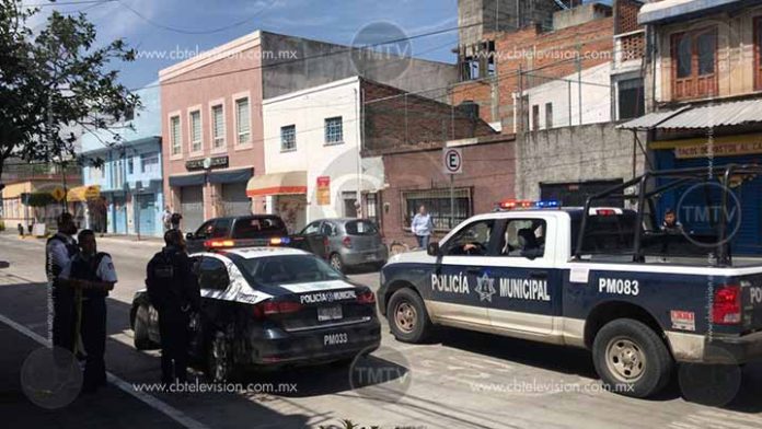 Joven cae de azotea y muere en la Ventura Puente