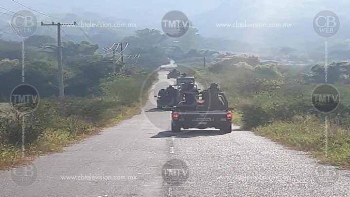 En una brecha de Zitácuaro abandonan un cuerpo baleado
