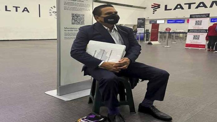 Silvano Aureoles se va a Europa
