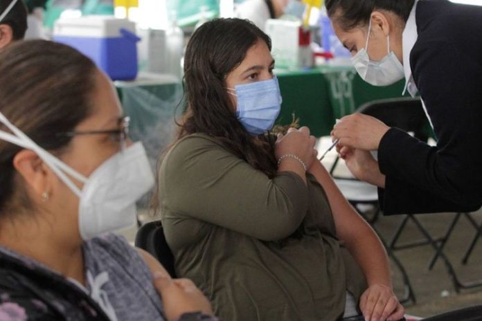 Seis mil 494 jóvenes de 18 a 29 años de edad ya fueron inmunizados contra Covid-19