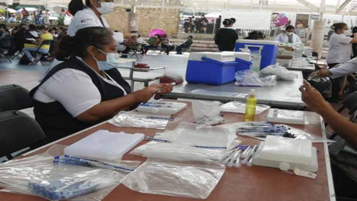 Vacunación para 18 a 29 años en Morelia sin fecha definida, podría arrancar próximo lunes