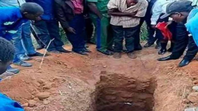 Por demostrar que podría resucitar como Jesucristo, pastor muere enterrado vivo
