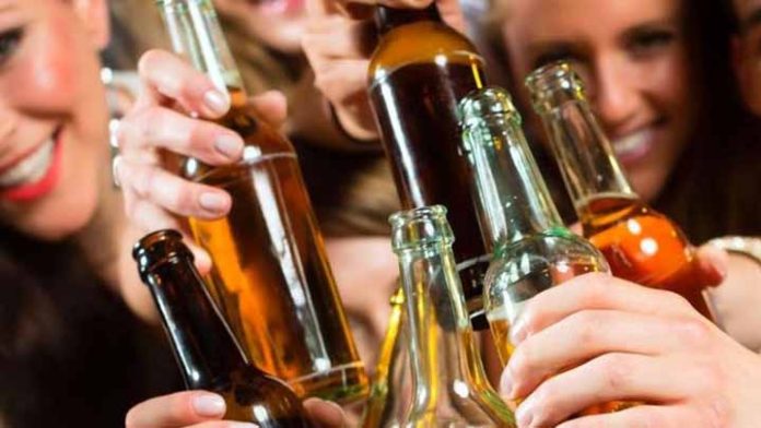 Drunkorexia: la peligrosa práctica que se está poniendo de moda entre los jóvenes