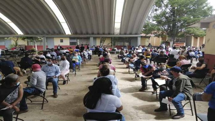 En Michoacán aplicadas más de 286 mil dosis de vacuna anti Covid-19 a jóvenes de 18 a 29 años
