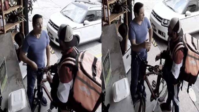 Hombre encuentra su bicicleta robada en manos de repartidor, se la presta para que siga trabajando