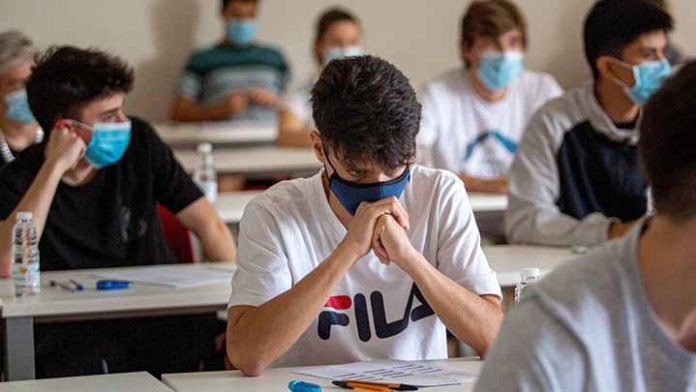 A mitad de sexenio, SEP busca un nuevo modelo educativo