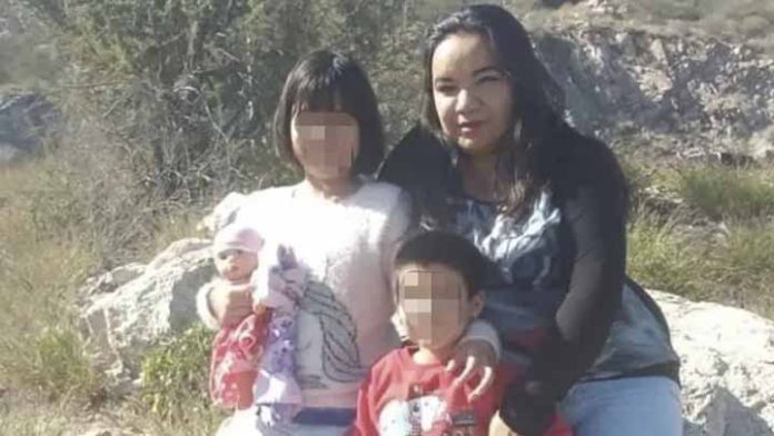 Para que su hijo no se quedara sin su pastel de cumpleaños, mamá se ofrece a lavar ropa