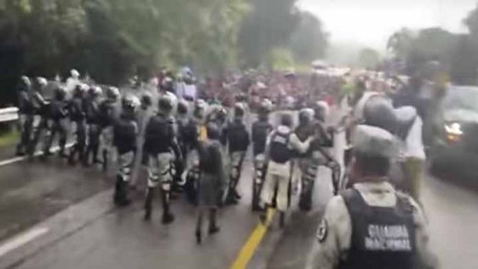 Caravana Migrante se enfrentó con la Guardia Nacional en Chiapas